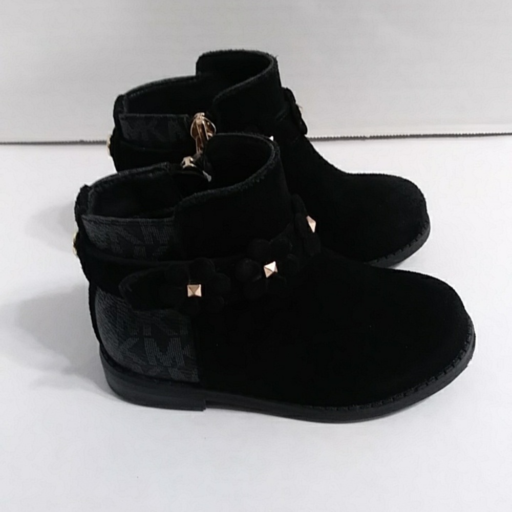 Michael Kors Kids Black Boots with Gold Accents Size 6 *GUC* - Picture 4 of 9